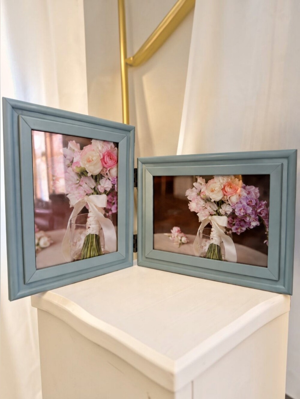 Shabby Chic Powder Blue Double Hinged Folding Wood Picture Frame Size 9" H